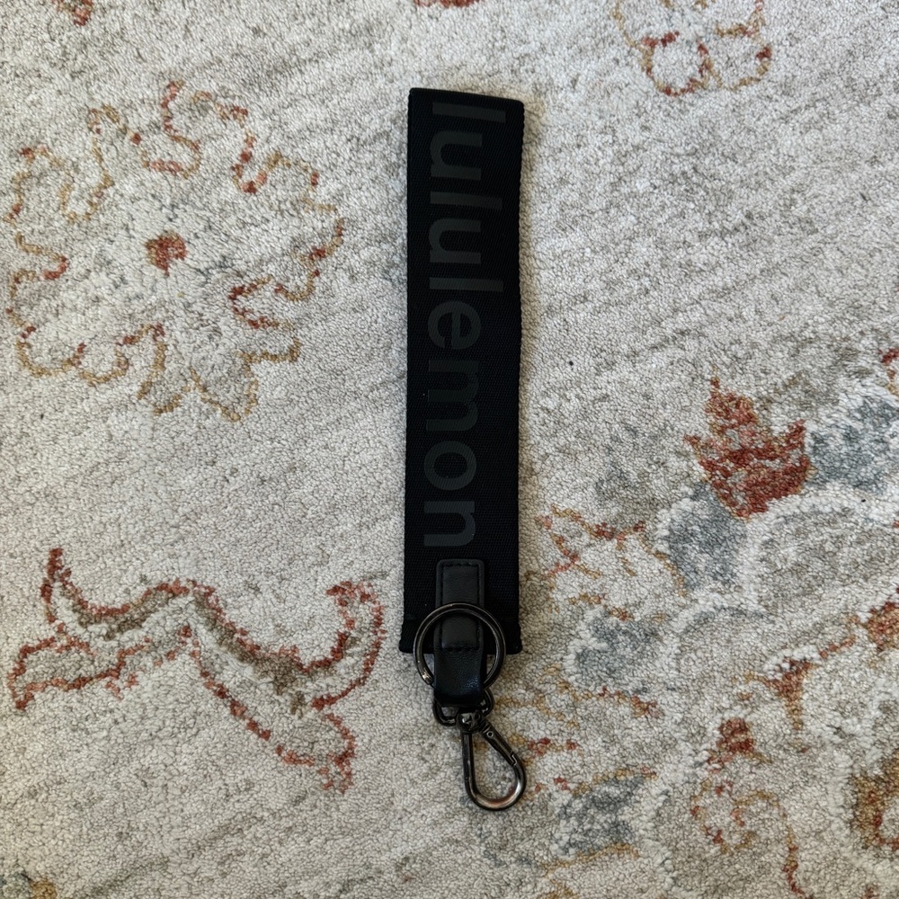 Lululemon Never Lost Keychain in Black